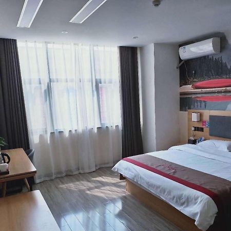 Thank Inn Chain Hotel Anhui Bengbu South Railway Station Exterior foto