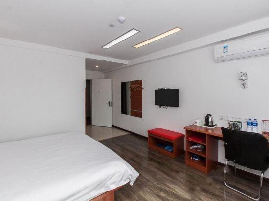 Thank Inn Chain Hotel Anhui Bengbu South Railway Station Exterior foto